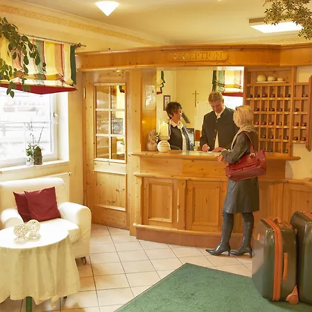 Hubertushof Готель 3*